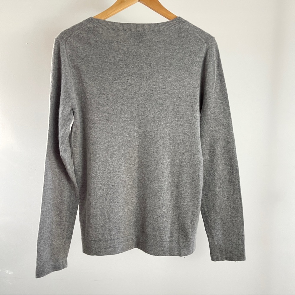 J. Crew Classic Teddie Gray Crewneck Sweater Size M - Picture 6 of 6